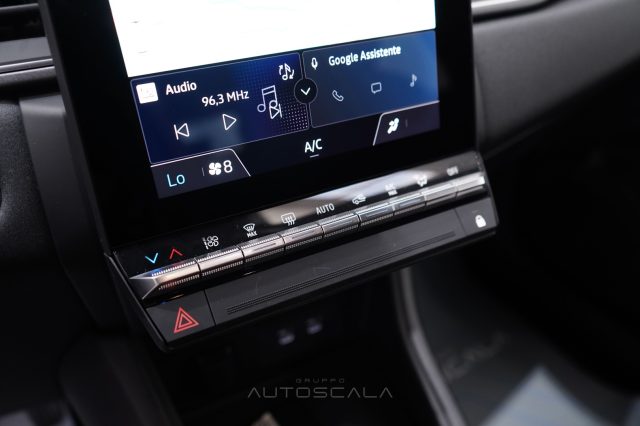 RENAULT Captur usata, con Fari LED