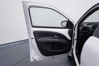 TOYOTA Aygo X usata, con ESP