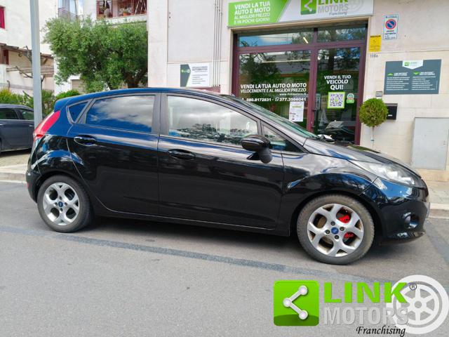 FORD Fiesta usata, con ABS