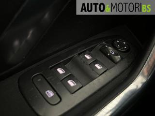 PEUGEOT 2008 usata, con Park Distance Control