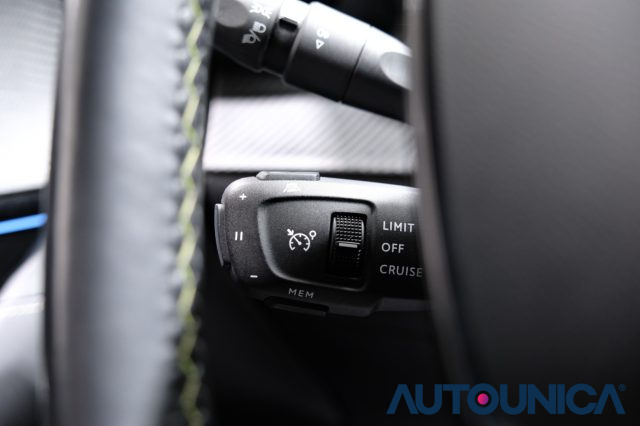 PEUGEOT 208 usata, con Bracciolo