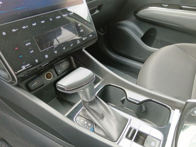 HYUNDAI Tucson usata, con Autoradio