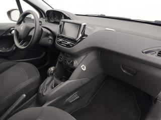 PEUGEOT 208 usata, con Luci diurne