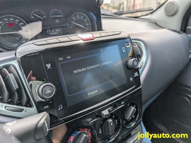 LANCIA Ypsilon usata, con Volante multifunzione
