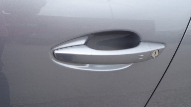 PEUGEOT 5008 usata, con Freno di stazionamento elettrico