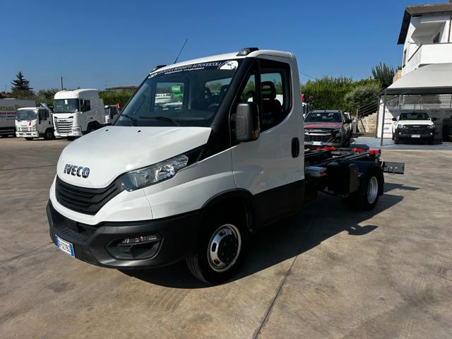 IVECO Daily usata, con Alzacristalli elettrici