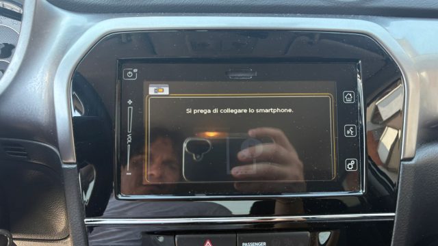 SUZUKI Vitara usata, con Fari LED