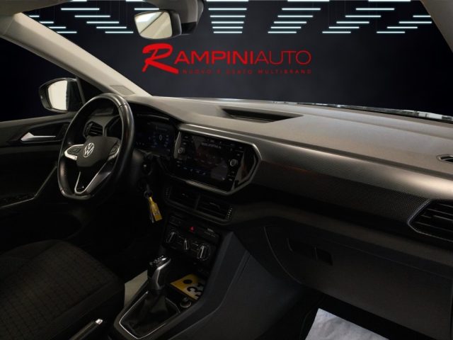 VOLKSWAGEN T-Cross usata 16