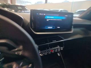 PEUGEOT 2008 usata 25