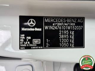 MERCEDES-BENZ GLB 180 usata, con Touch screen
