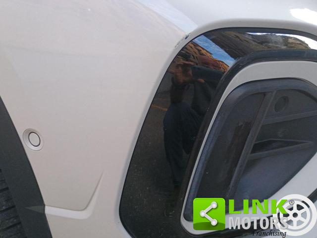 VOLKSWAGEN T-Roc usata, con Isofix