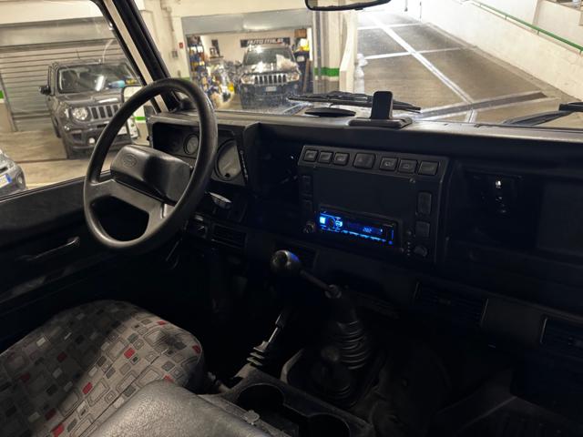 LAND ROVER Defender usata 14