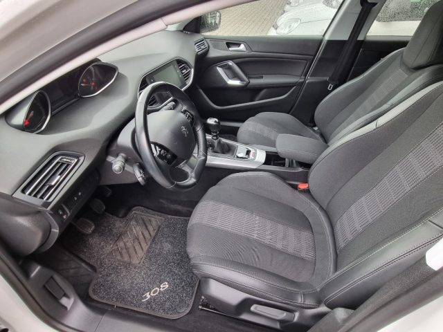 PEUGEOT 308 usata, con Cruise Control