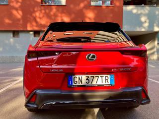 LEXUS UX 250h usata, con Alzacristalli elettrici