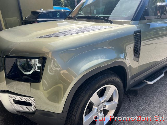 LAND ROVER Defender usata, con Trazione integrale