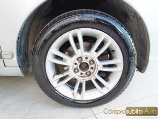 LANCIA Ypsilon usata, con Fendinebbia