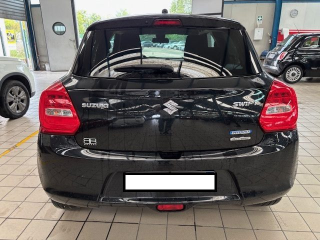 SUZUKI Swift usata, con Autoradio