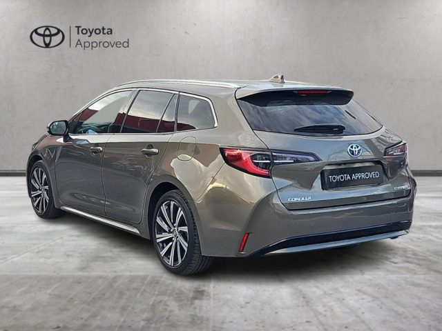 TOYOTA Corolla usata, con Autoradio