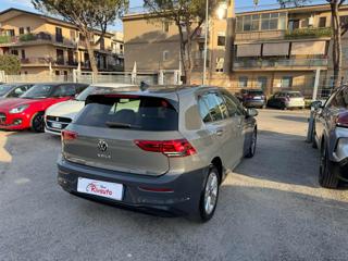 VOLKSWAGEN Golf usata, con Autoradio