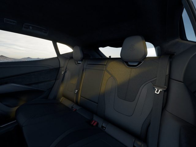 LOTUS Eletre usata, con Park Distance Control