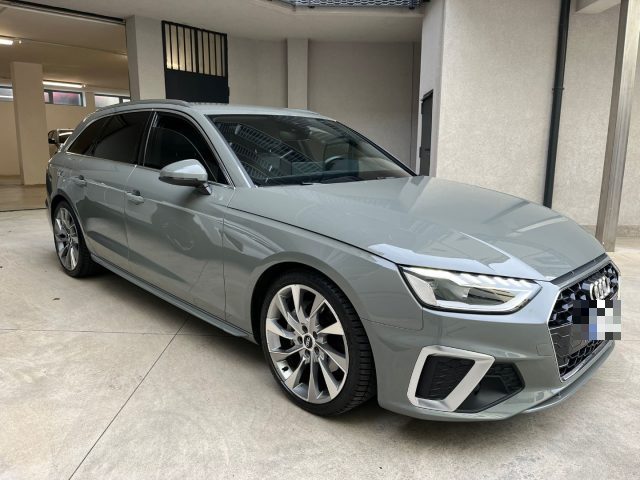 AUDI A4 usata, con Autoradio