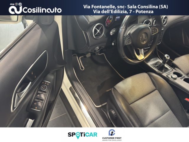 MERCEDES-BENZ GLA 180 usata, con Volante in pelle