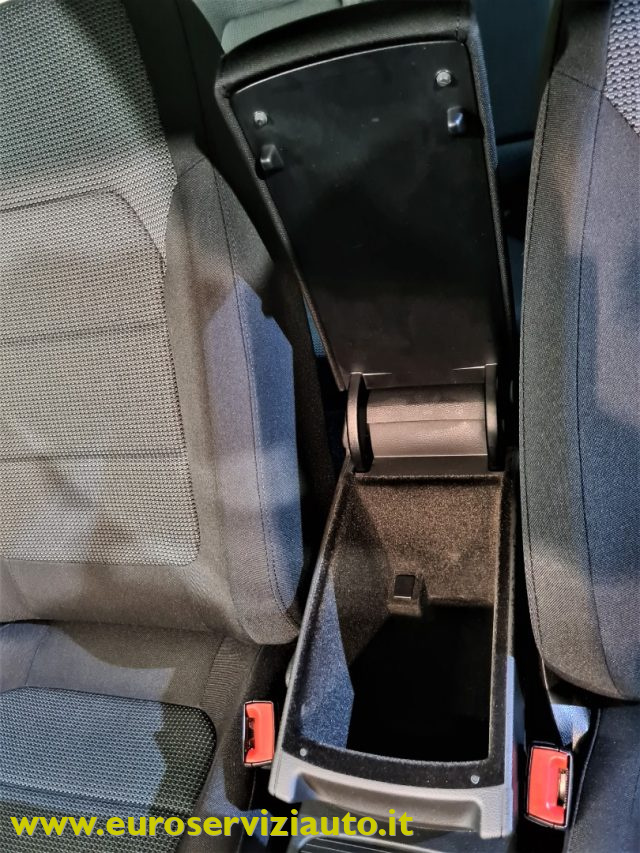 VOLKSWAGEN Passat usata 41