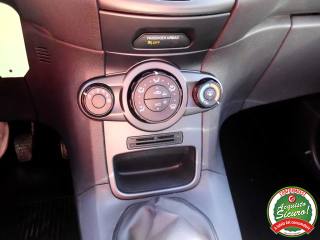 FORD Fiesta usata, con Luci diurne