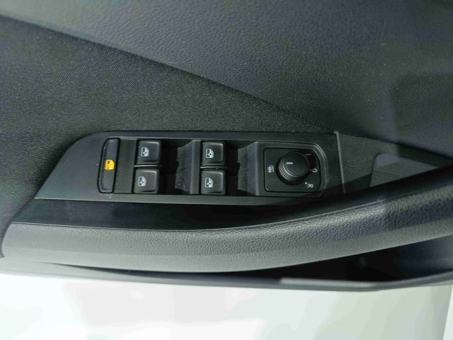 SKODA Kamiq usata, con Sensori di parcheggio posteriori