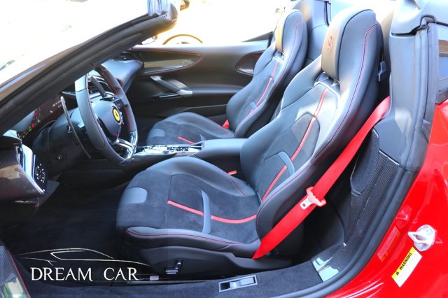 FERRARI SF90 usata, con Cerchi in lega