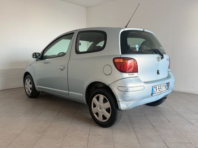 TOYOTA Yaris usata 4