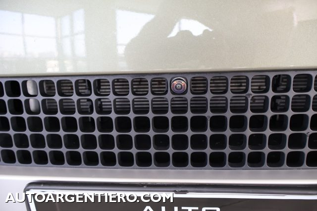 LAND ROVER Defender usata, con Controllo trazione
