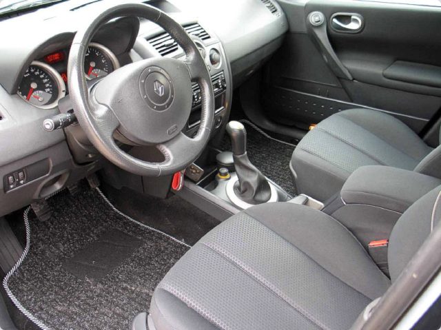 RENAULT Megane usata, con Airbag laterali