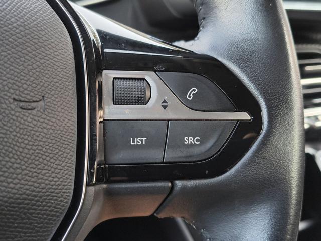 PEUGEOT 208 usata, con Isofix