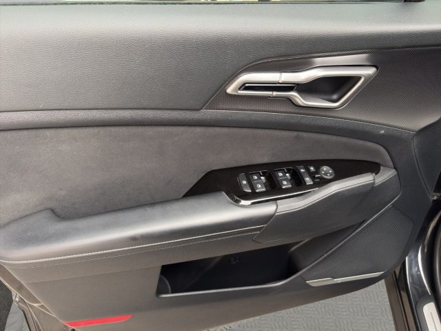 KIA Sportage usata, con Autoradio digitale