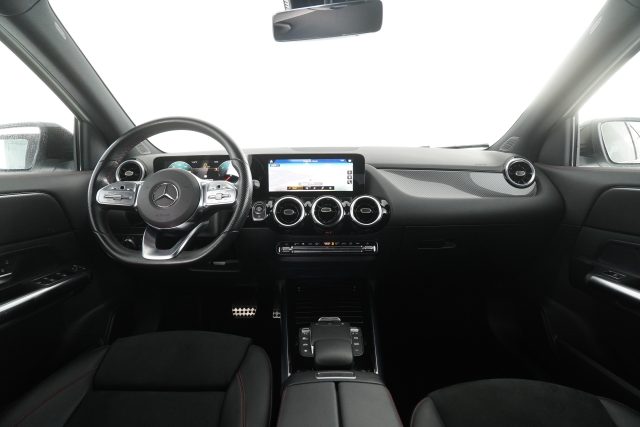 MERCEDES-BENZ CLA usata 11