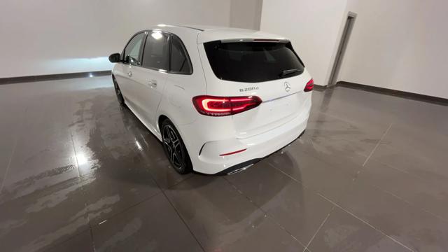 MERCEDES-BENZ B 200 usata, con Boardcomputer