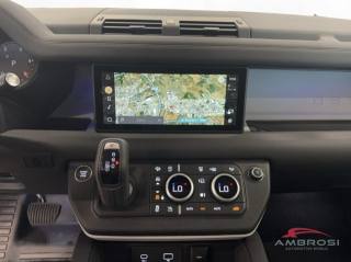 LAND ROVER Defender usata 11