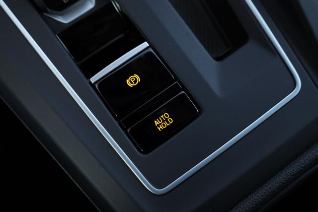 VOLKSWAGEN Golf Variant usata, con Servosterzo