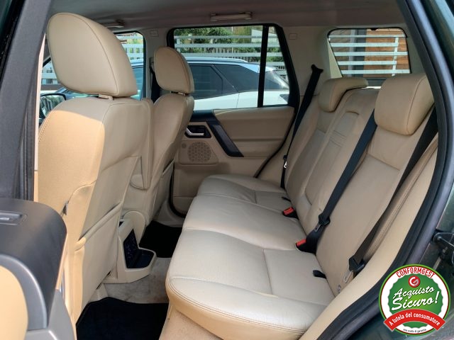 LAND ROVER Freelander usata, con Autoradio