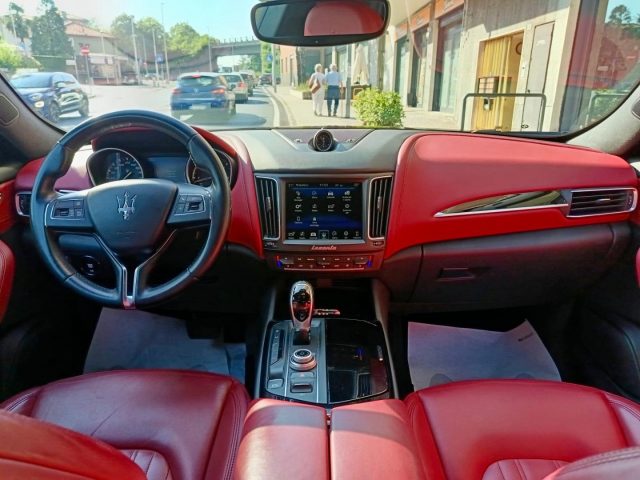 MASERATI Levante usata, con Boardcomputer