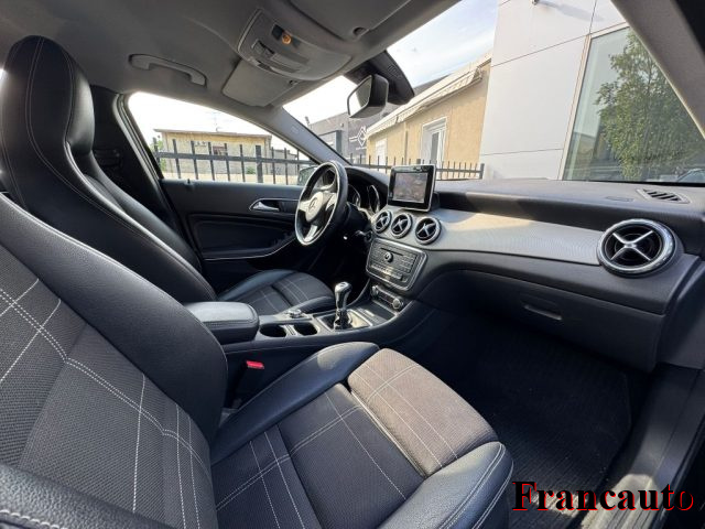 MERCEDES-BENZ GLA 180 usata, con Cronologia tagliandi