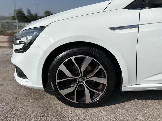 RENAULT Megane usata, con Alzacristalli elettrici