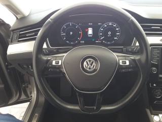 VOLKSWAGEN Passat Variant usata, con Boardcomputer