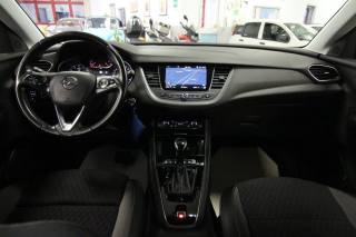 OPEL Grandland X usata, con Controllo automatico clima