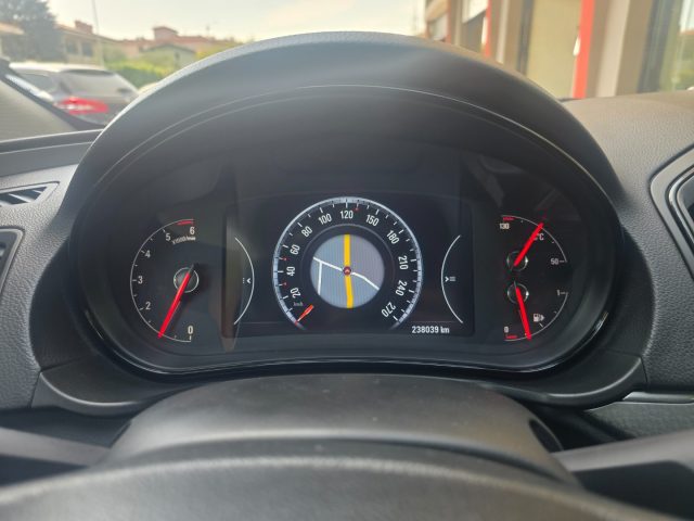 OPEL Insignia usata, con Bluetooth