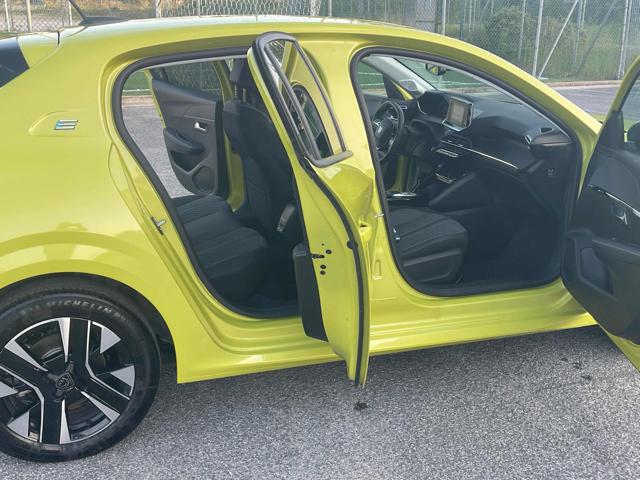 PEUGEOT 208 usata, con Head-up display