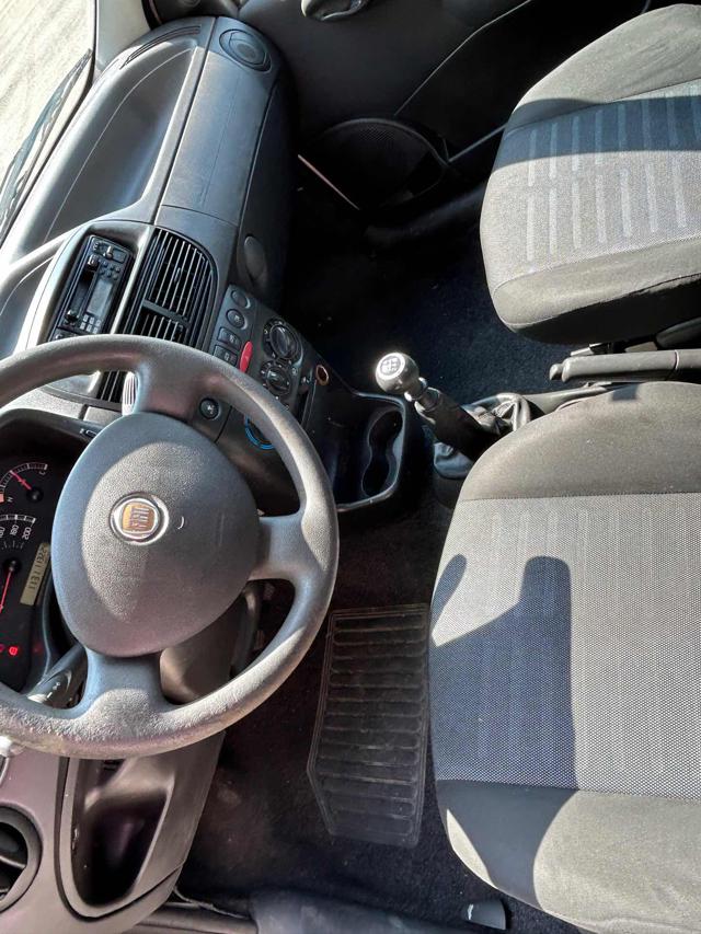 FIAT Punto usata 7