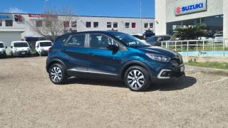 RENAULT Captur usata, con Autoradio