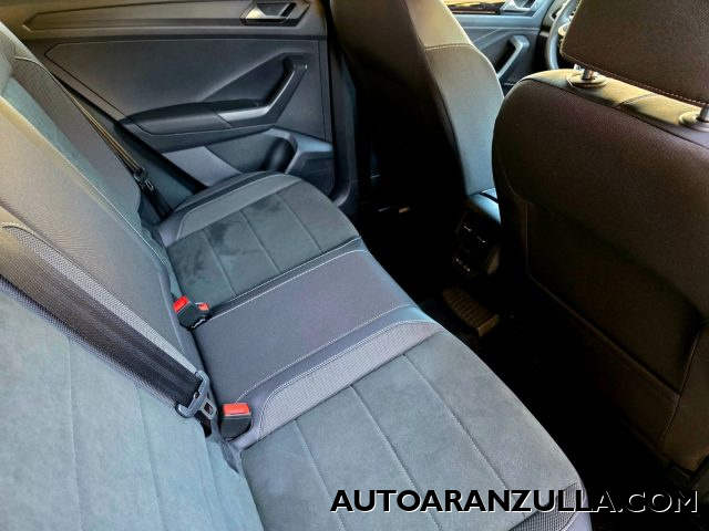 VOLKSWAGEN T-Roc usata, con Volante in pelle